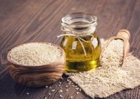 Кунжутное масло – зачем его употреблять?