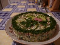 Как делать салат оливье с креветками грибами и икрой — 3 рецепта