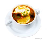 Быстрая и вкусная солянка по-домашнему